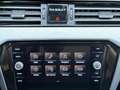 Volkswagen Passat 2.0 TDI BUSINESS/DSG/STANDHEIZUNG/1.HAND Grau - thumbnail 16