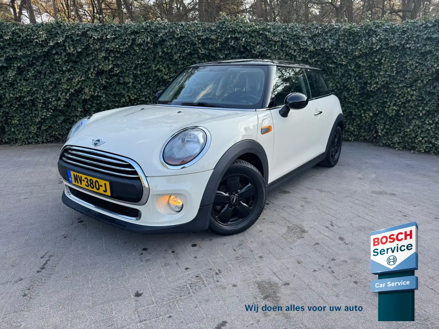 MINI One 1.2 102pk Cooper Business | Org NL | Navi | Airco Bílá - 1