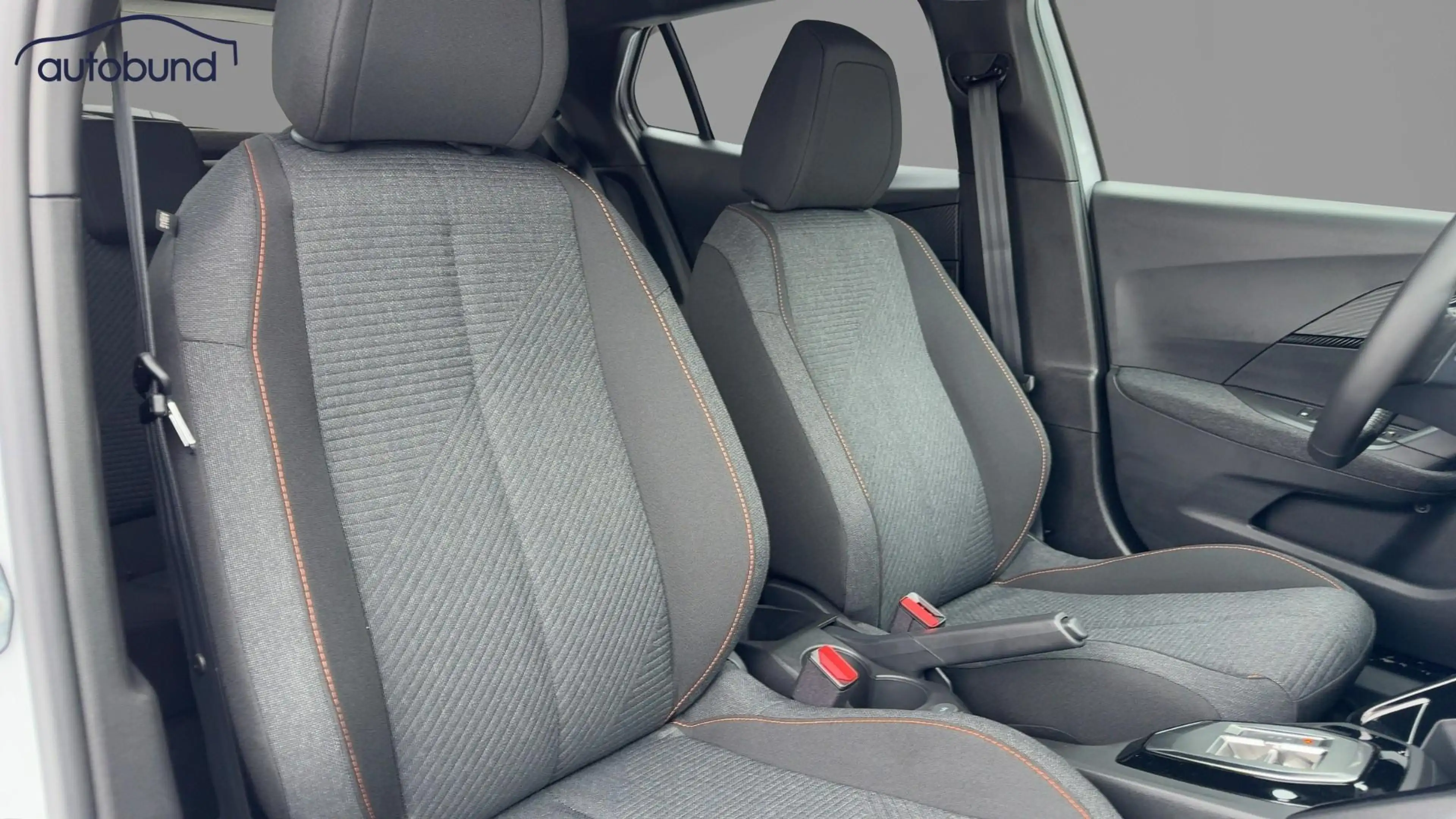 Peugeot 2008 II Hybrid 145 e-DSC6 (MHEV) Business Alu KA LED Link NAV NBA PDC RFK SHA Shz — photo 6