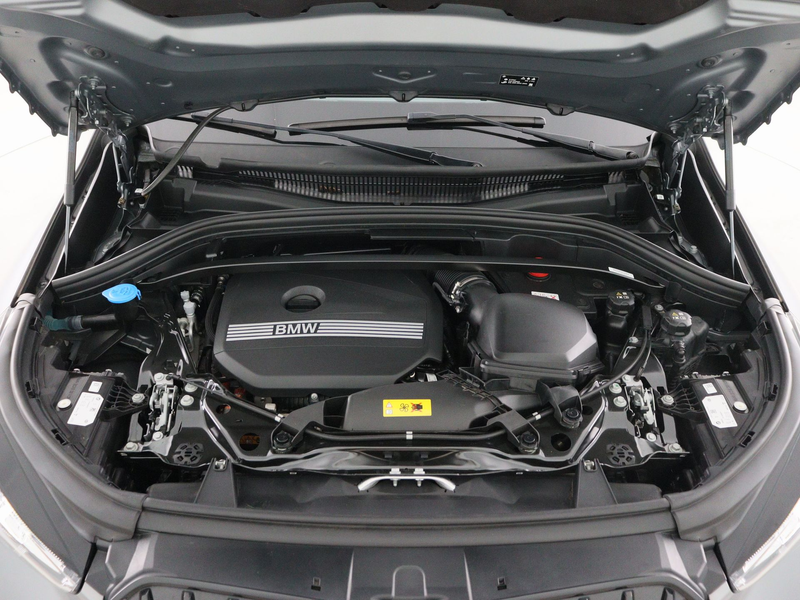 BMW X1 xDrive30e SoH 98% — photo 5