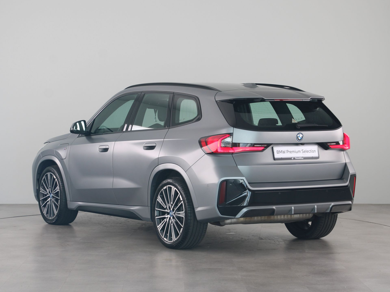 BMW X1 xDrive30e SoH 98% — photo 13