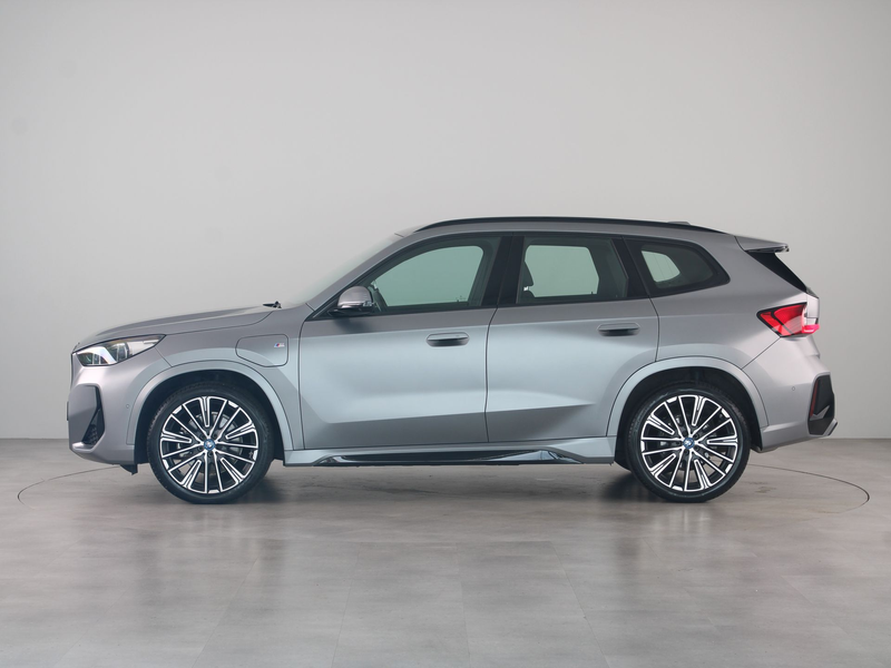 BMW X1 xDrive30e SoH 98% — photo 14