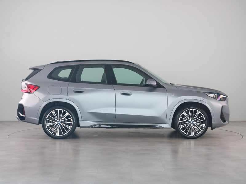 BMW X1 xDrive30e SoH 98% — photo 10