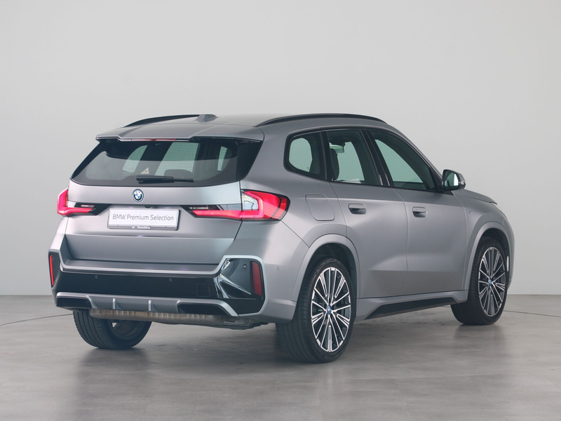 BMW X1 xDrive30e SoH 98% — photo 11