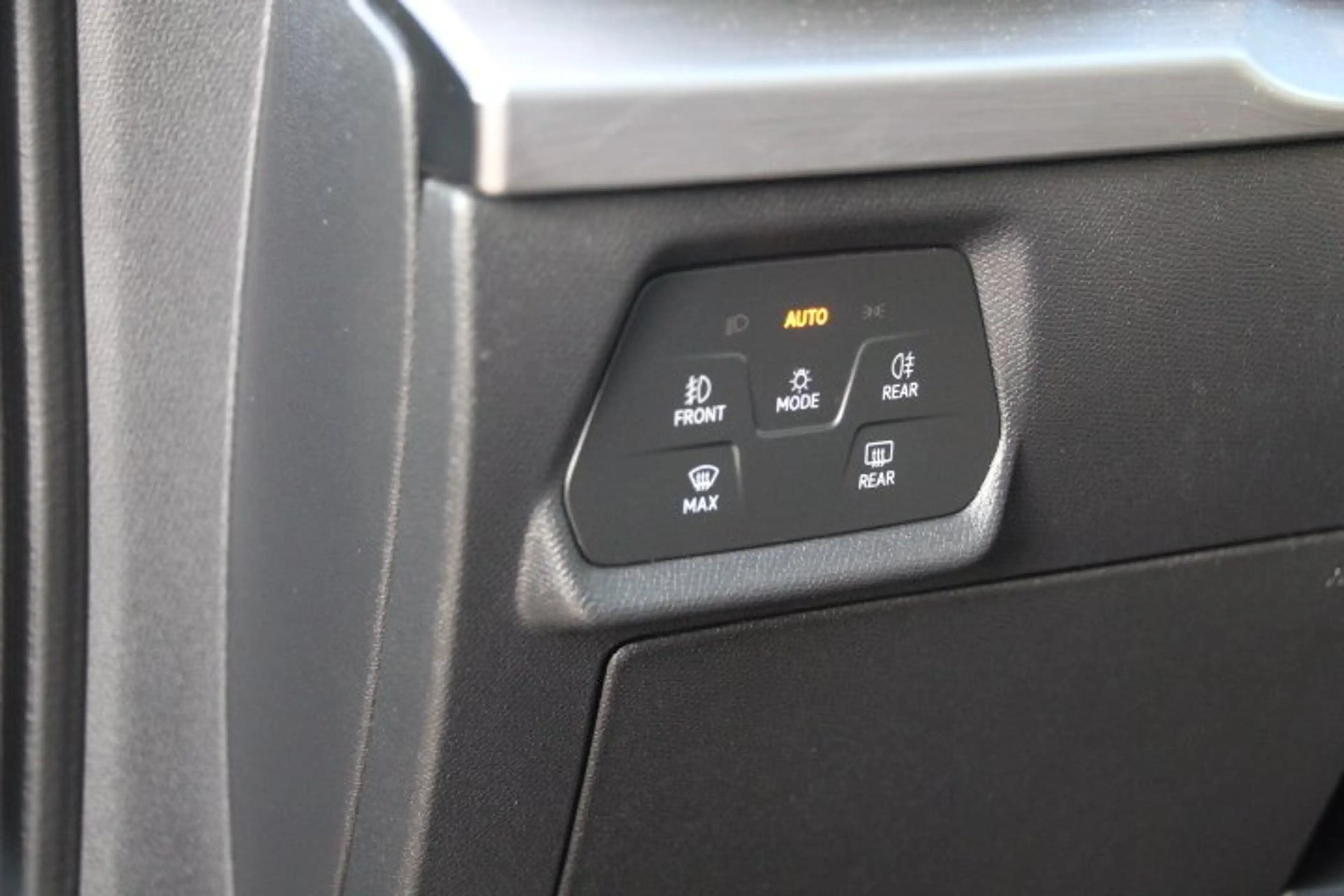 SEAT Leon e-Hybrid 1,5 eTSI FR OPF — photo 12