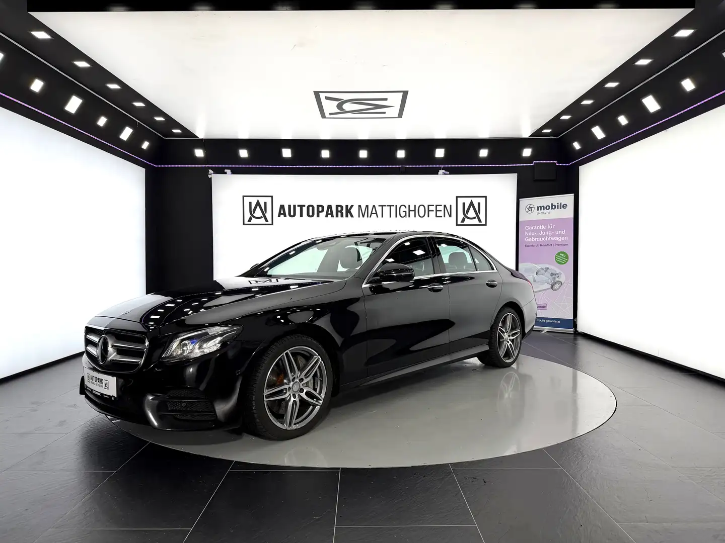 Mercedes-Benz E 400 4Matic AMG LINE Lim. *HUD*360*MEMORY*WIDE* Schwarz - 2