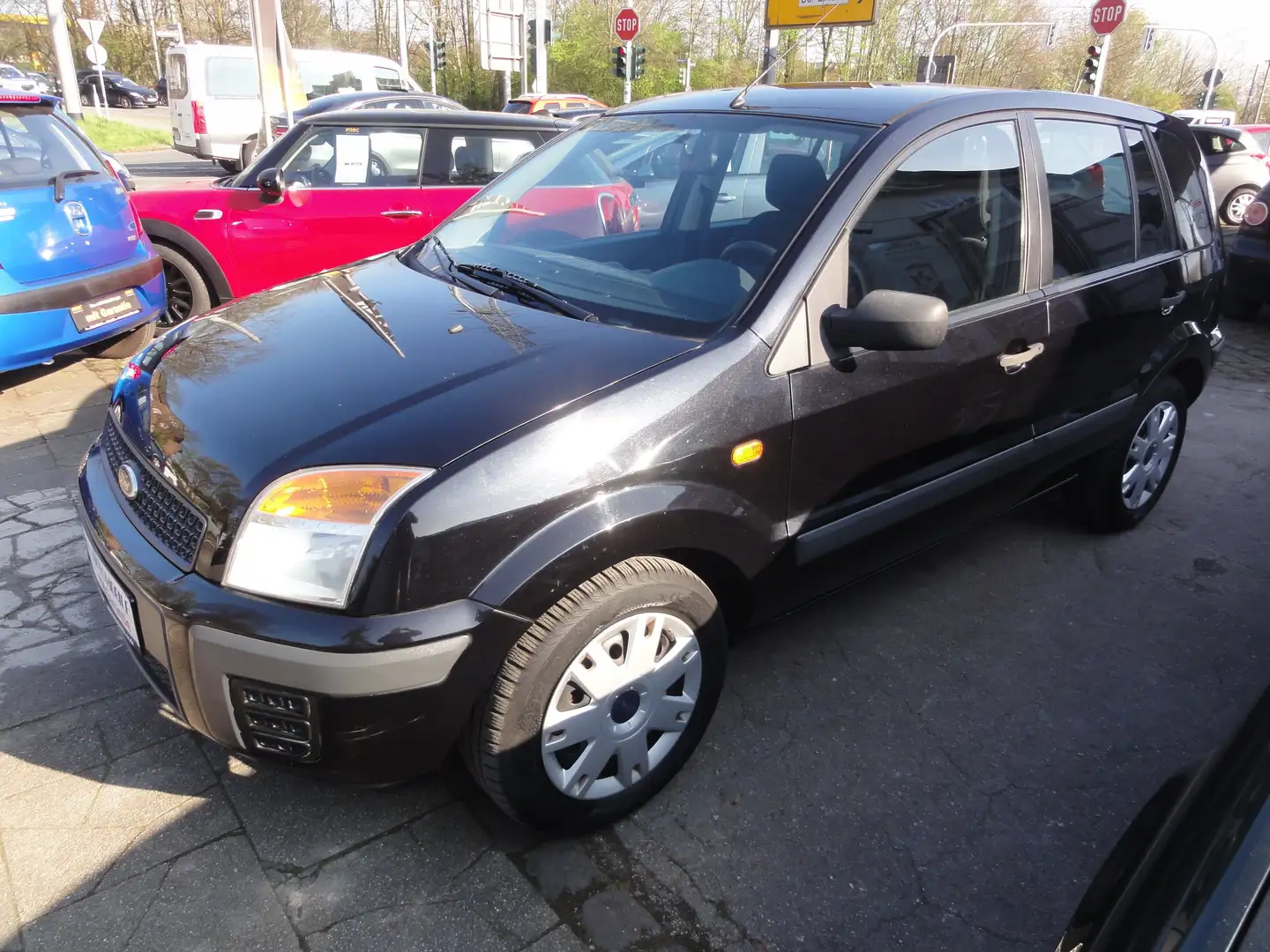 Ford Fusion Fun X Schwarz - 2