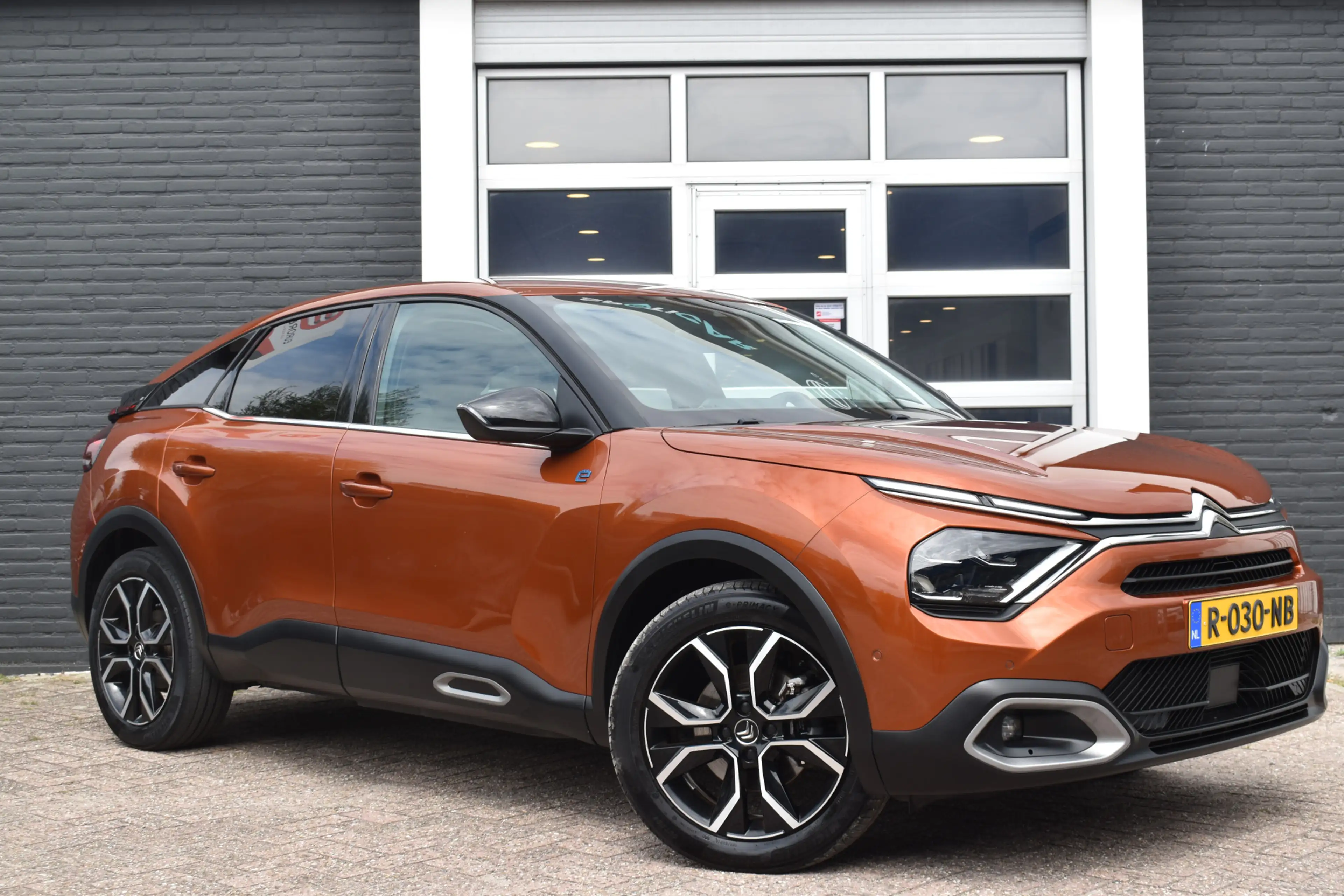 Citroen E-C4 Electric Shine 50 kWh | Navigatie | Apple Carplay & Android — photo 4