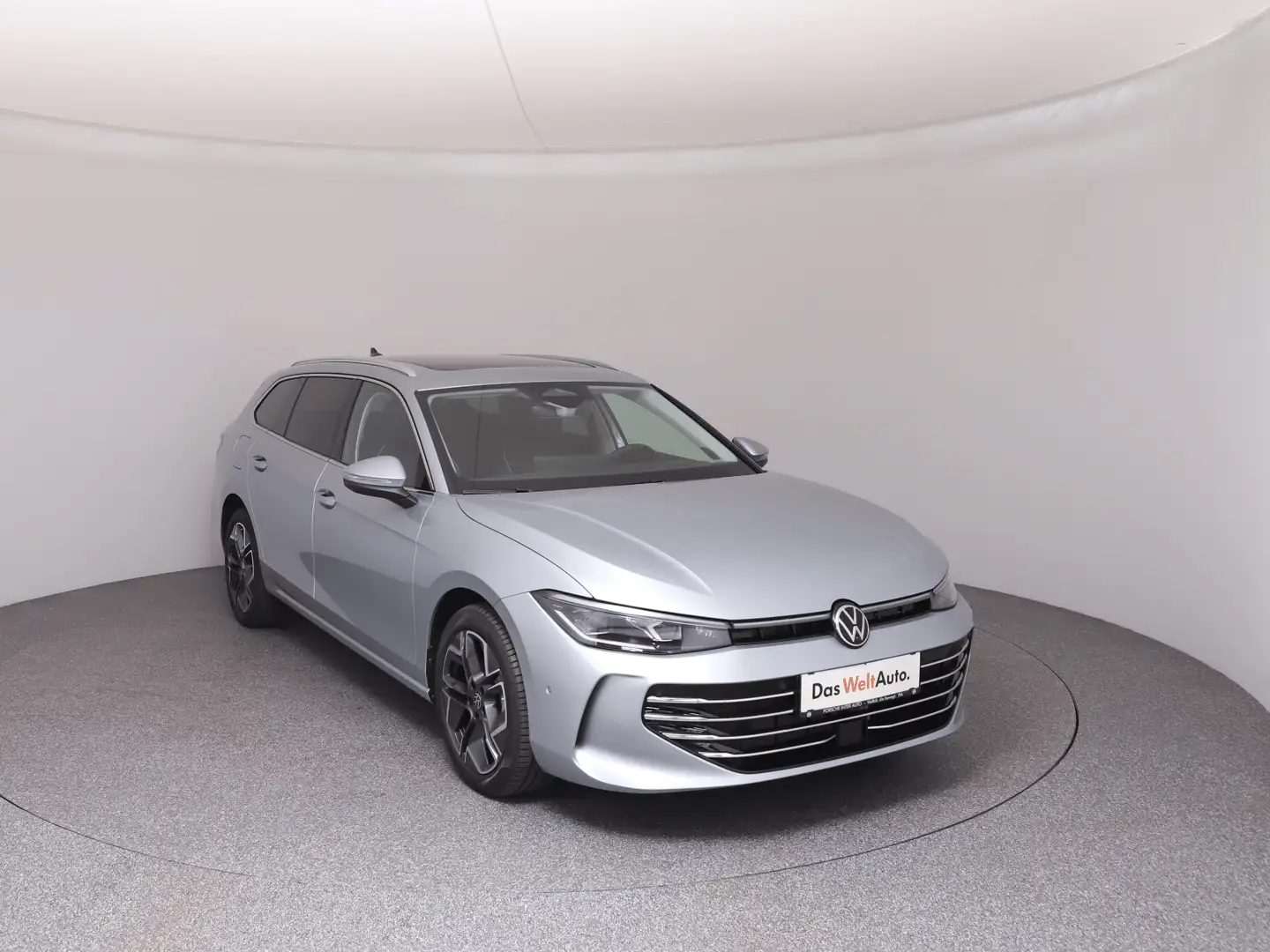 Volkswagen Passat Variant Elegance eHybrid 150kW Silber - 2
