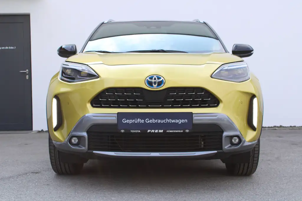 Toyota Yaris Cross 2022 из Европы — купить под ключ