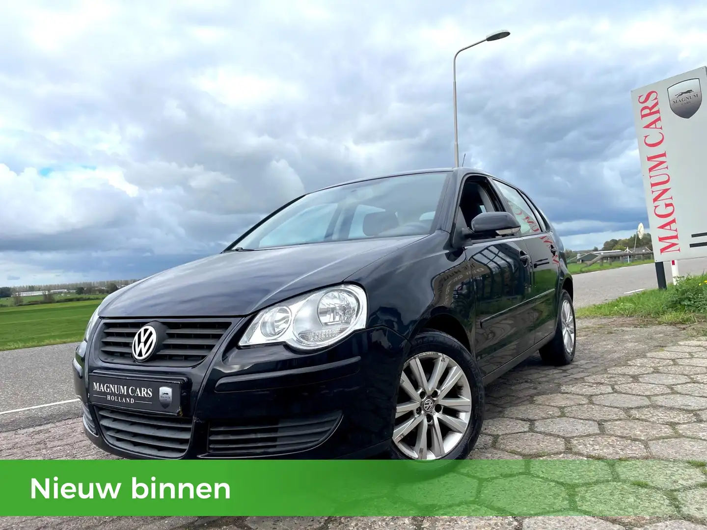 Volkswagen Polo 1.4 5Drs-Airco-Nw APK-Trekhaak-Scherm Navi-Velgen- Noir - 1