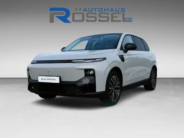 Leapmotor B10