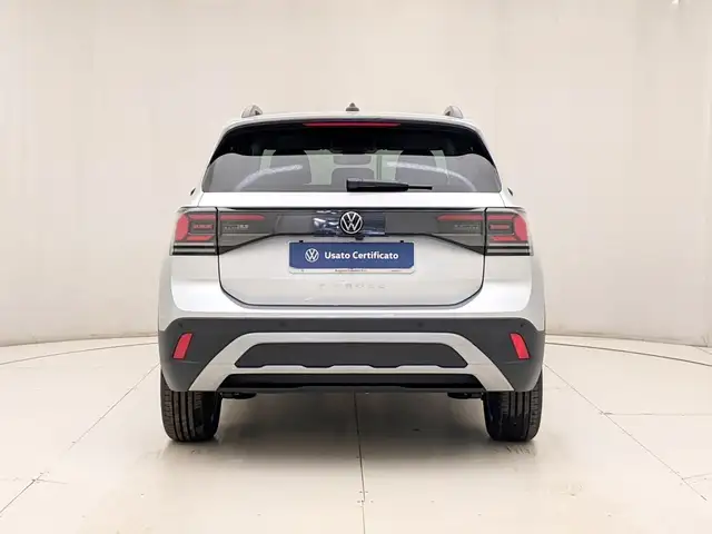Volkswagen T-Cross view 5