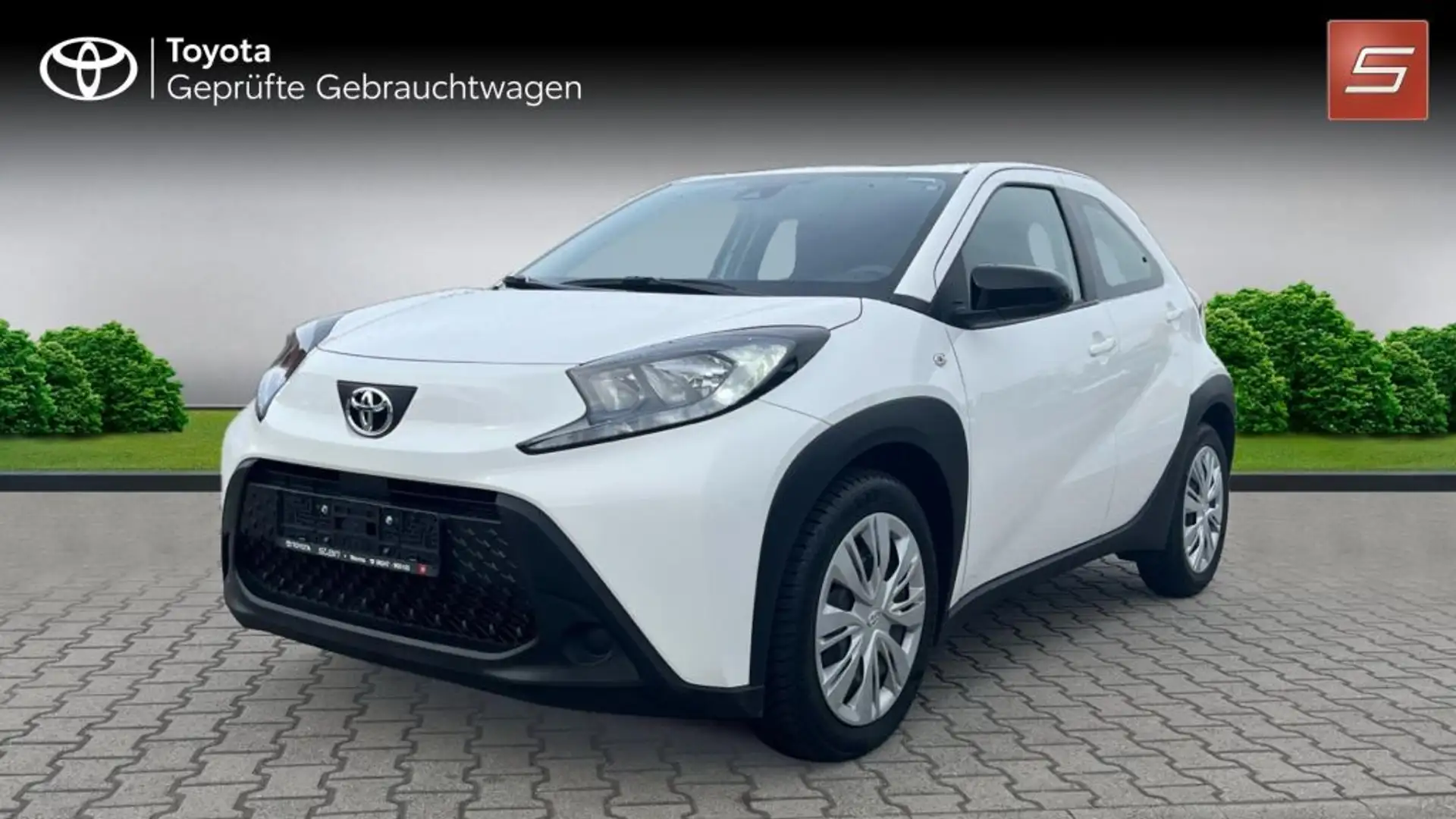 Toyota Aygo X Play Wit - 1