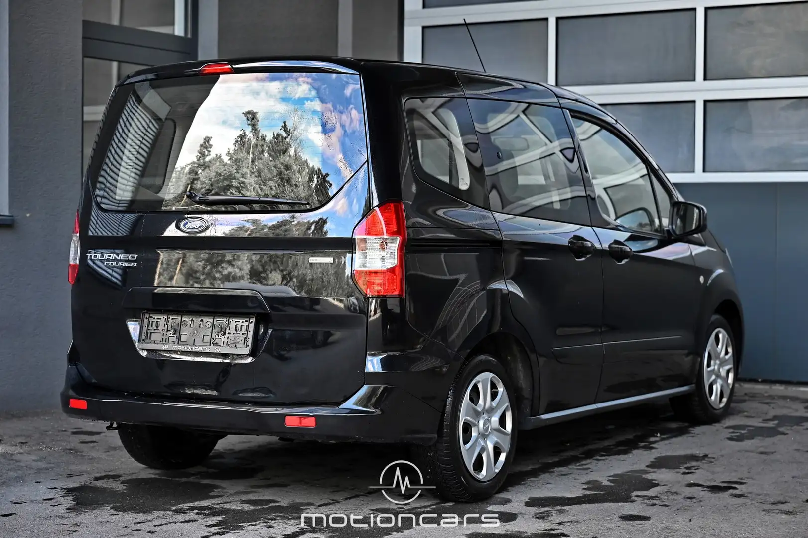 Ford Tourneo Courier Trend 1.0 EcoBoost Pickerl NEU Schwarz - 2