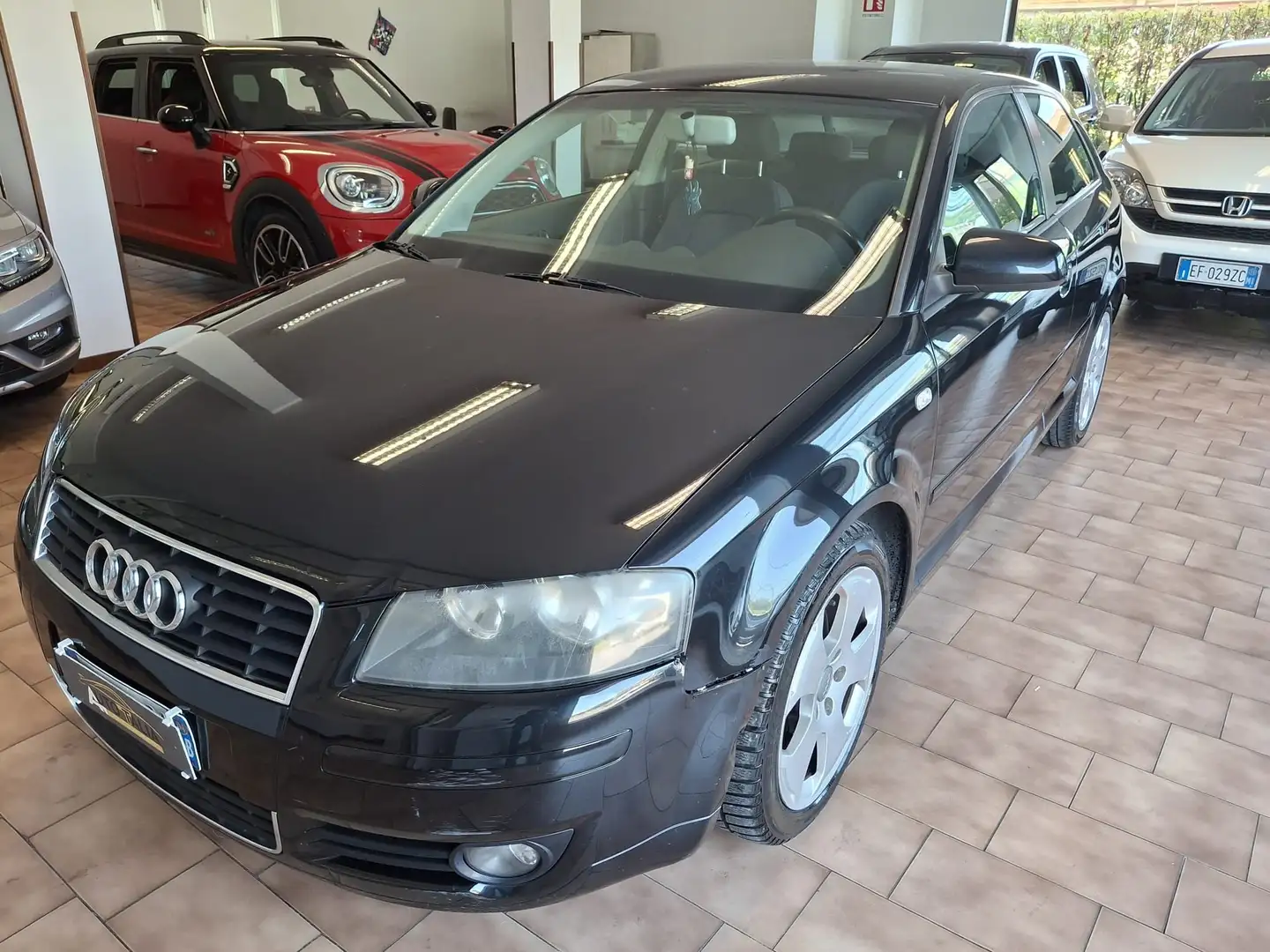 Audi A3 2.0 tdi *NEOPATENTATI Zwart - 1