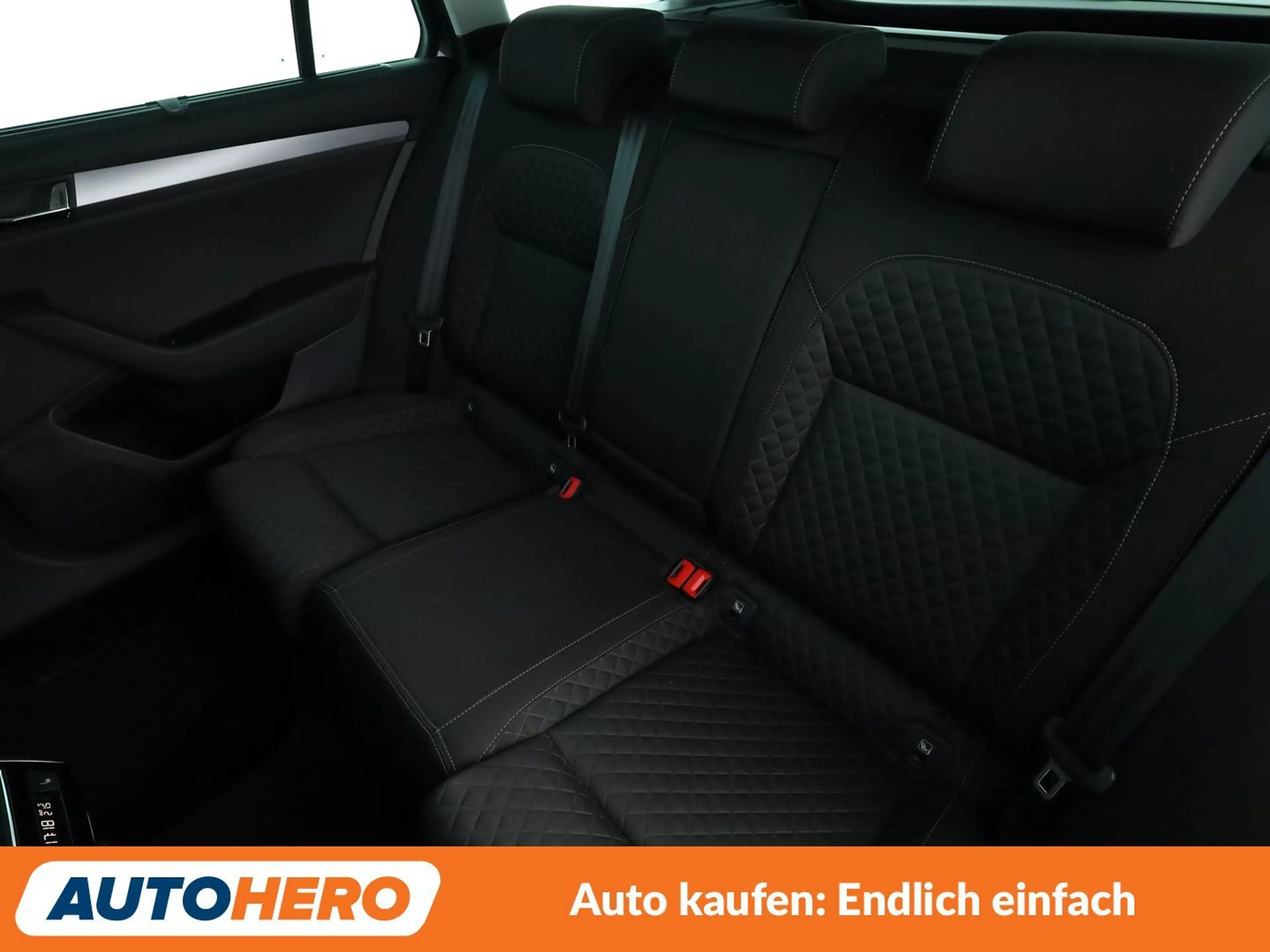 Skoda Superb 2.0 TSI Style 4x4 — photo 14