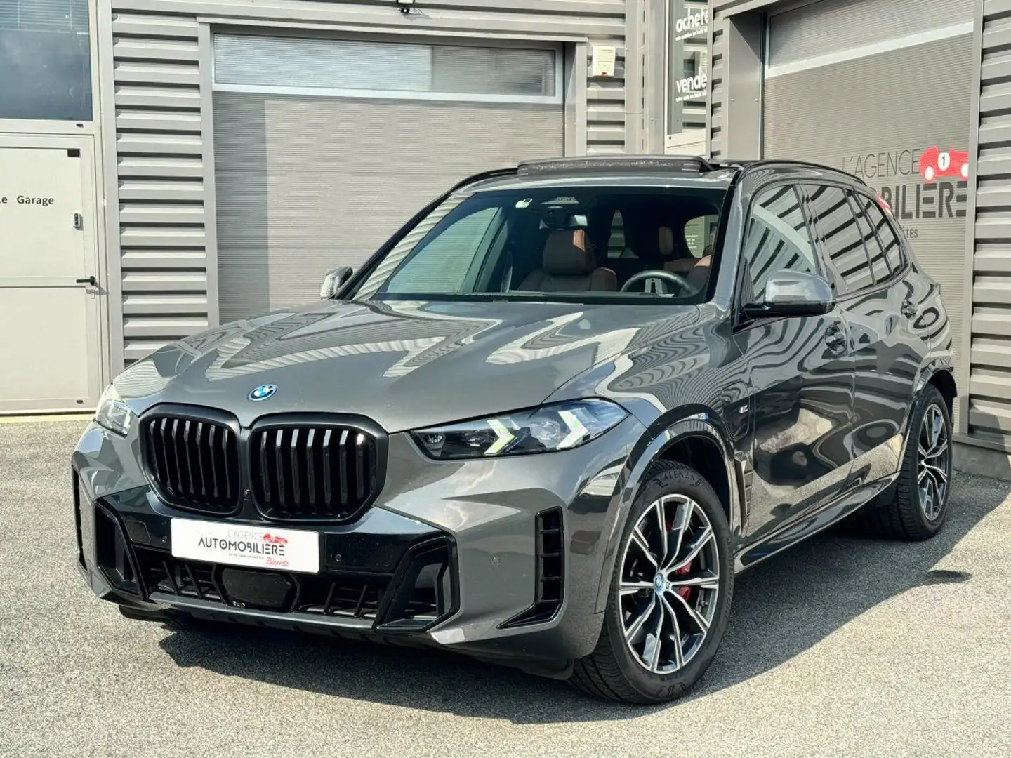 BMW X5 (G05) XDRIVE50E 489 M SPORT Gris - 1