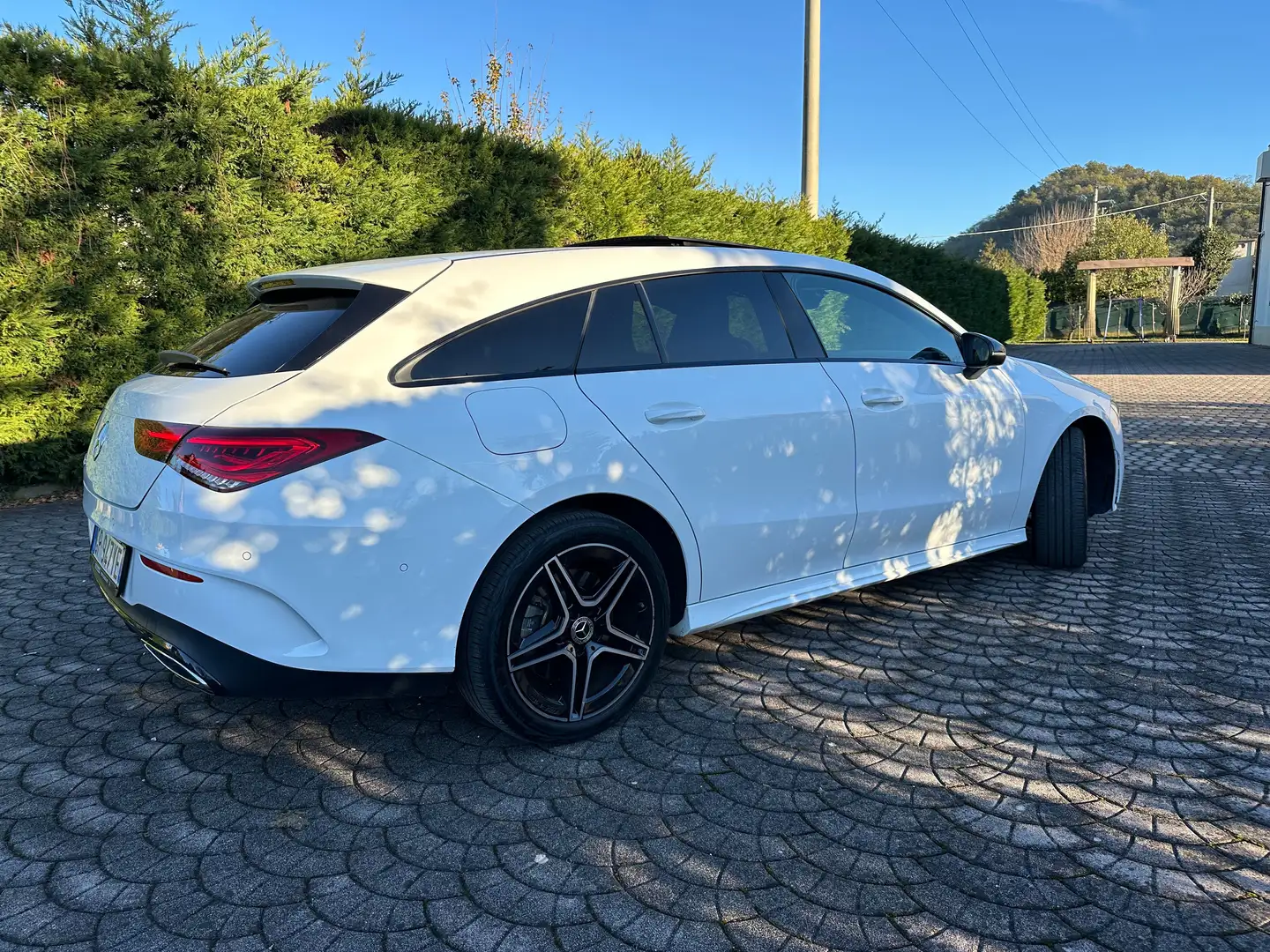 Mercedes-Benz CLA 250 CLA 250 AMG NIGHT Version S.W. Coupè FULL Bianco - 1