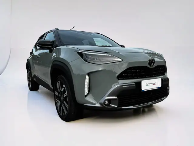 Toyota Yaris Cross 1.5h Lounge fwd 93 cv e-cvt