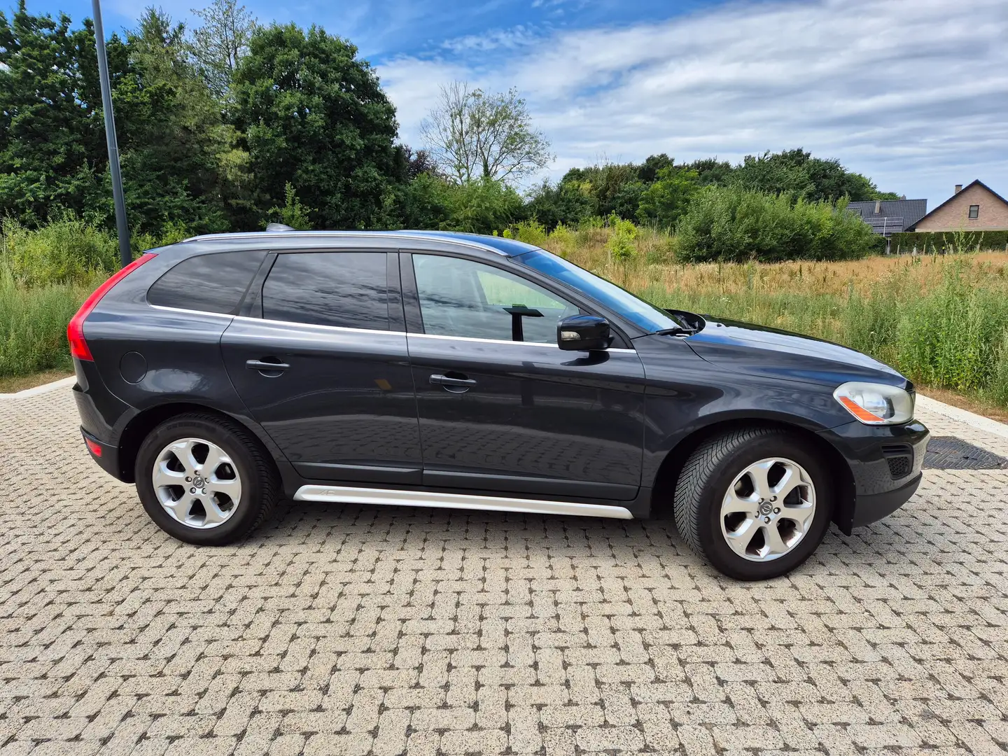 Volvo XC60 XC60 D3 High Executive Bleu - 2