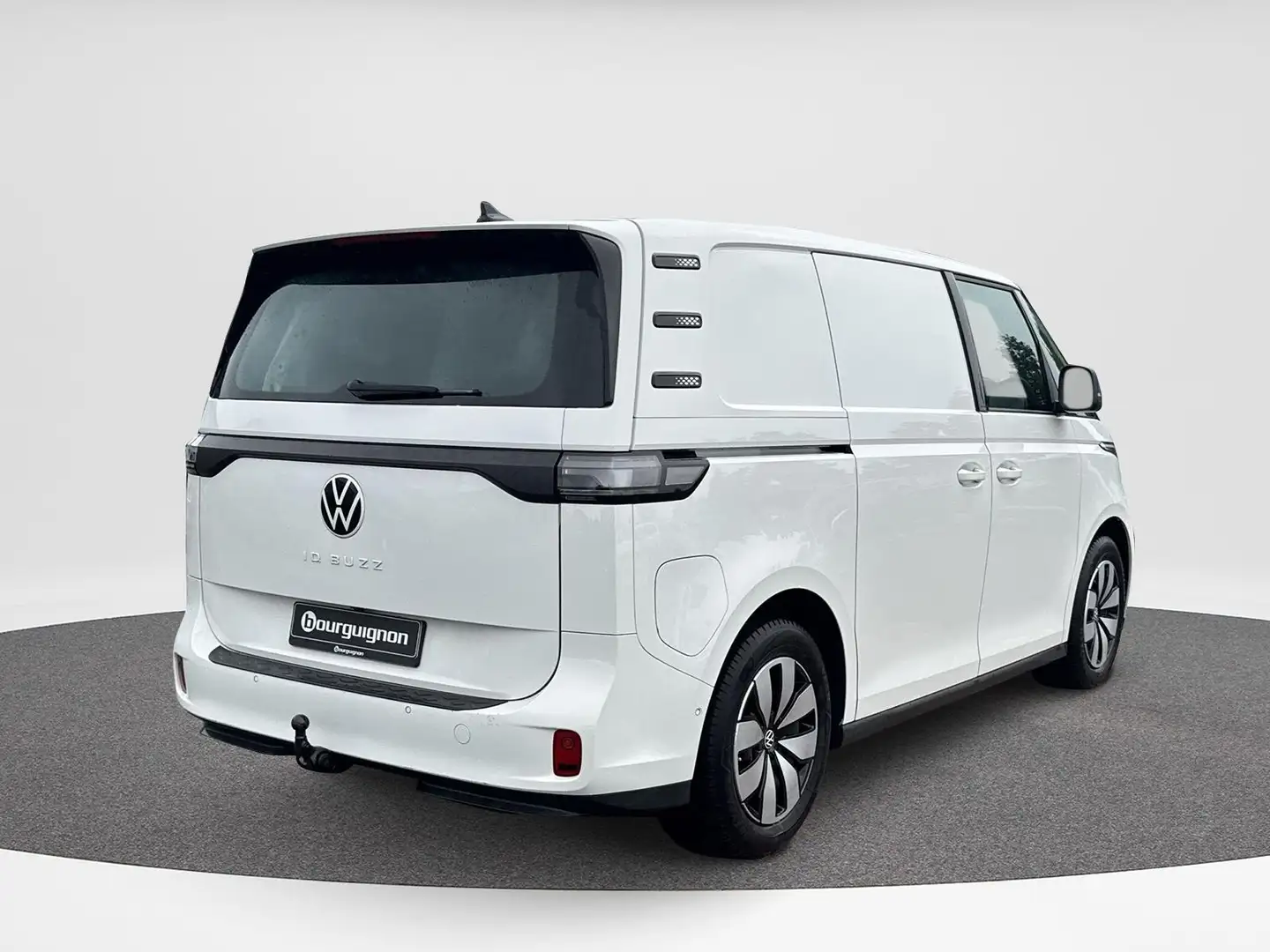 Volkswagen ID. Buzz Cargo 77 kWh L1 | Trekhaak | Camera | SOH 97% | Blanc - 2