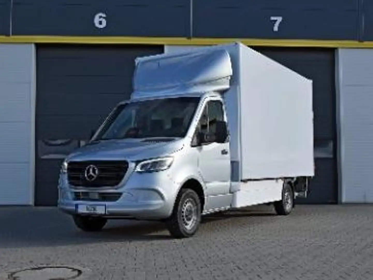 Mercedes-Benz Sprinter 319 CDI SOFORT AHK/LED/MBUX/LBW/Auto. Silber - 1