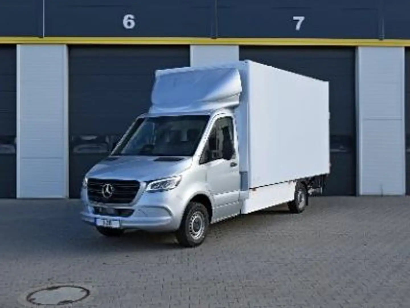 Mercedes-Benz Sprinter 319 CDI SOFORT AHK/LED/MBUX/LBW/Auto. Silber - 2