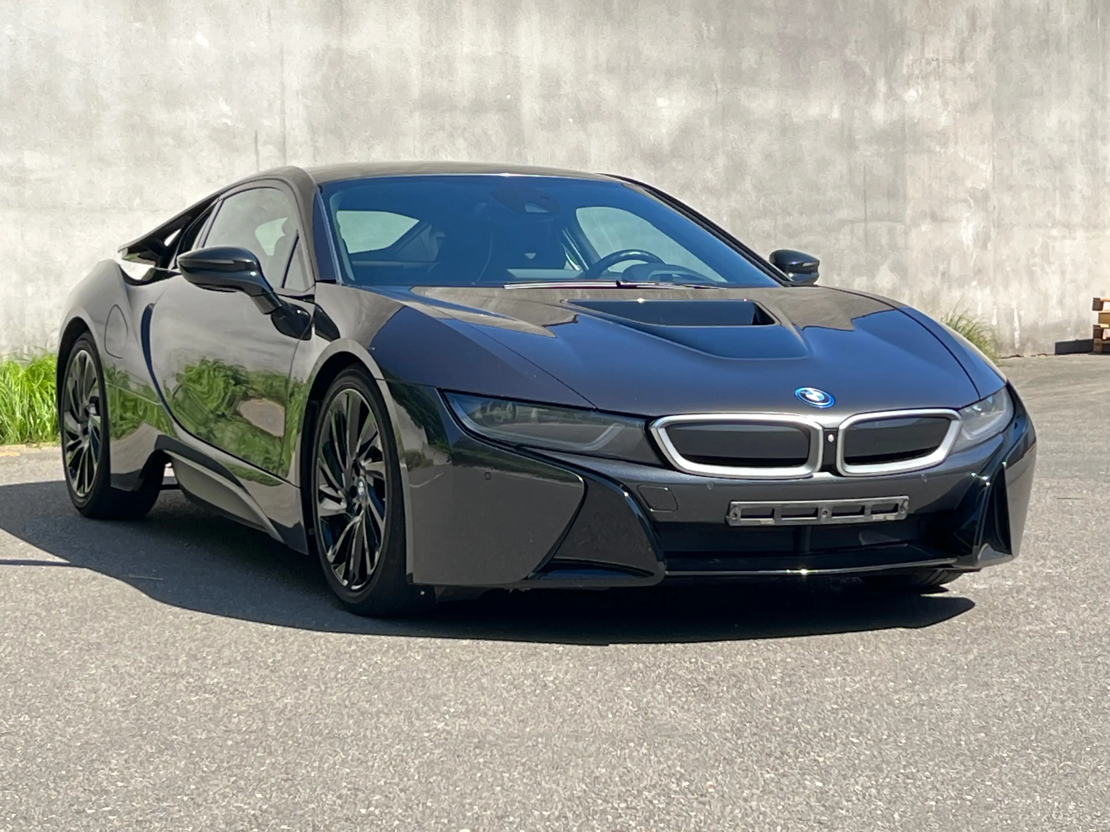 BMW i8 i8 11.6 kWh PHEV (266 kW) — photo 3