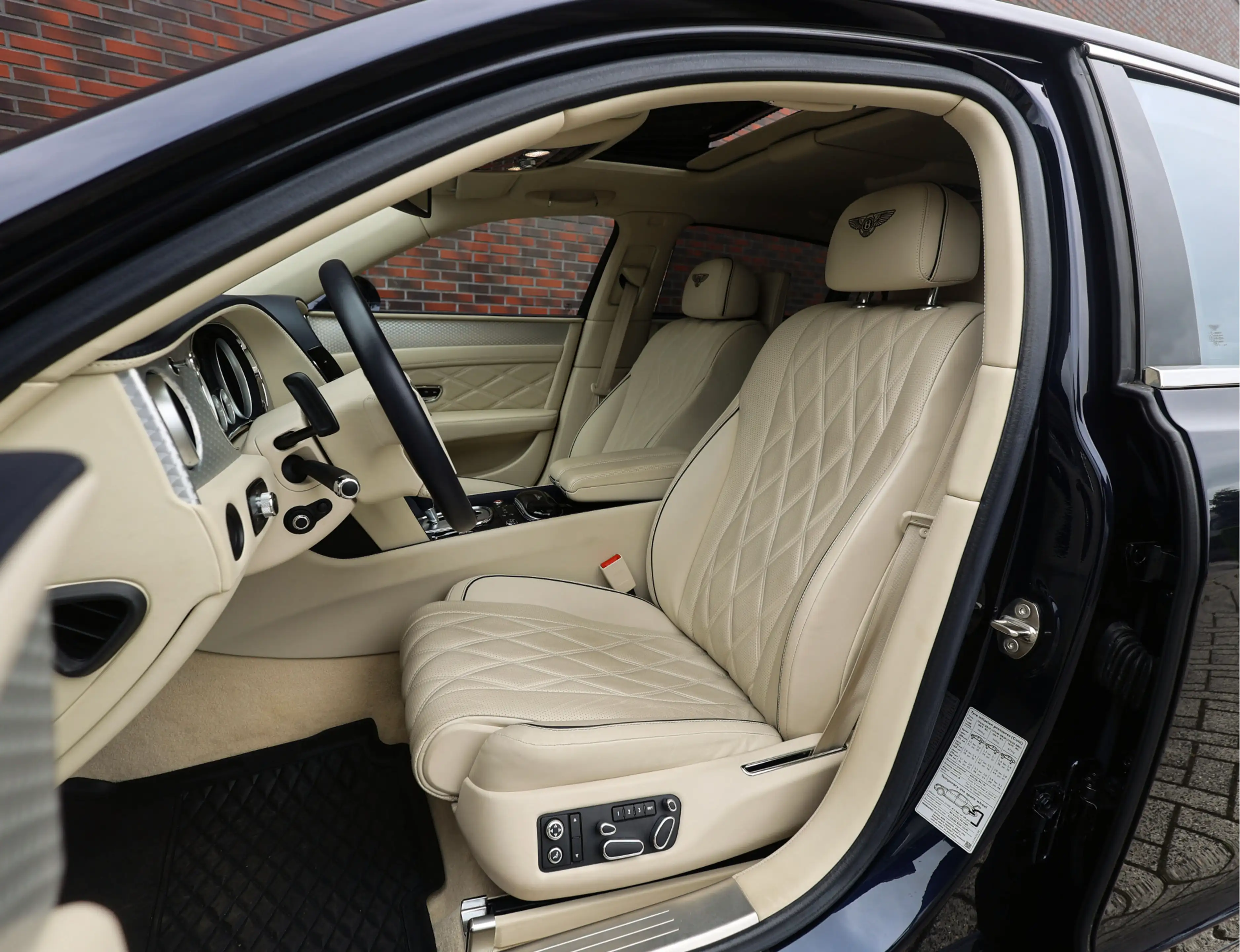 Bentley Flying Spur 6.0 W12 | Mulliner - Perfecte staat — photo 25