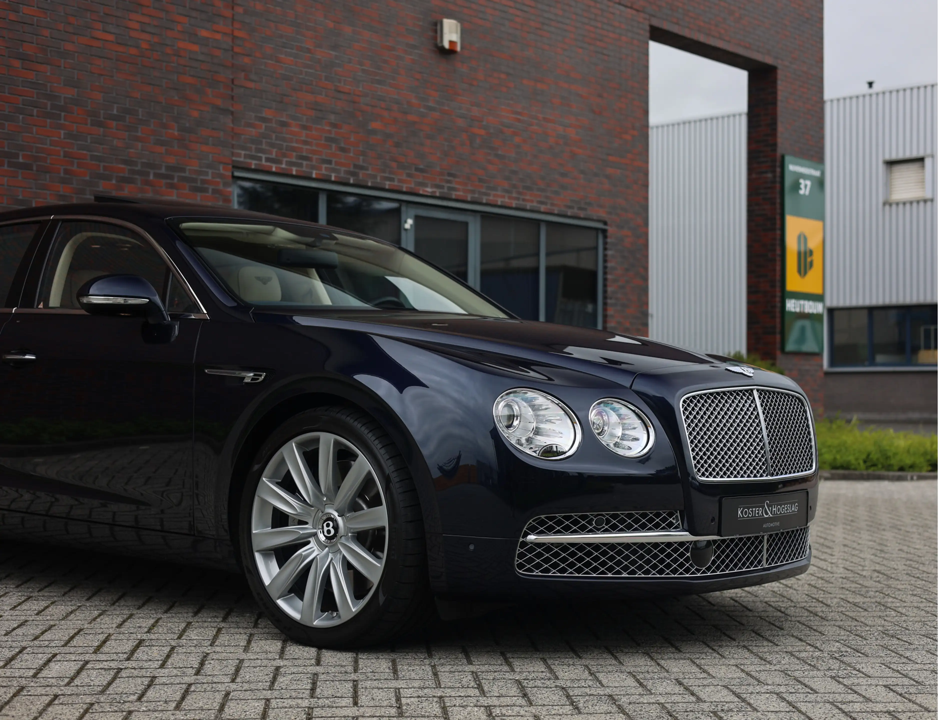 Bentley Flying Spur 6.0 W12 | Mulliner - Perfecte staat — photo 8