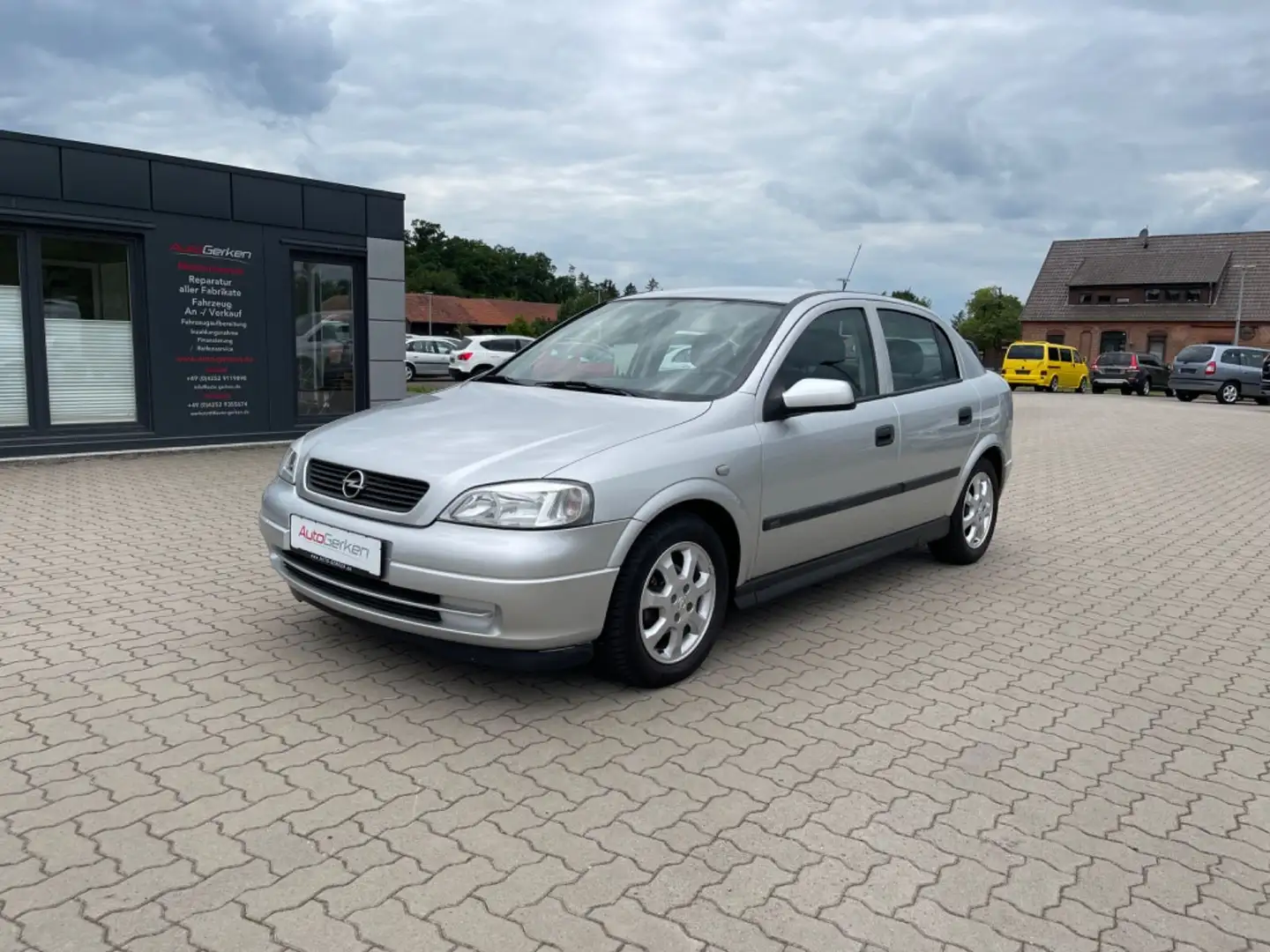 Opel Astra 1.6 16V Automatik Finanzierung o Anzahlung - 1