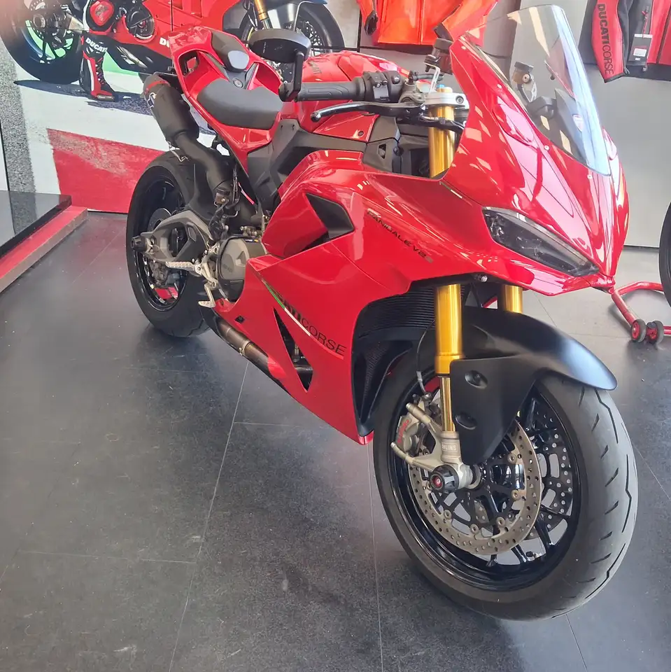 Ducati Panigale V2