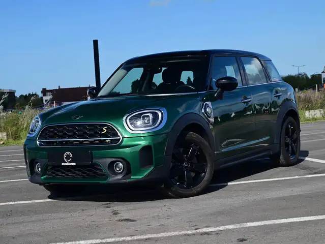 MINI Cooper SE Countryman ALL4 AUT / SPORTSEATS / CAMERA / HEAD-UP / KEYLESS / CARPLAY / NAVI / TOP CONDITION