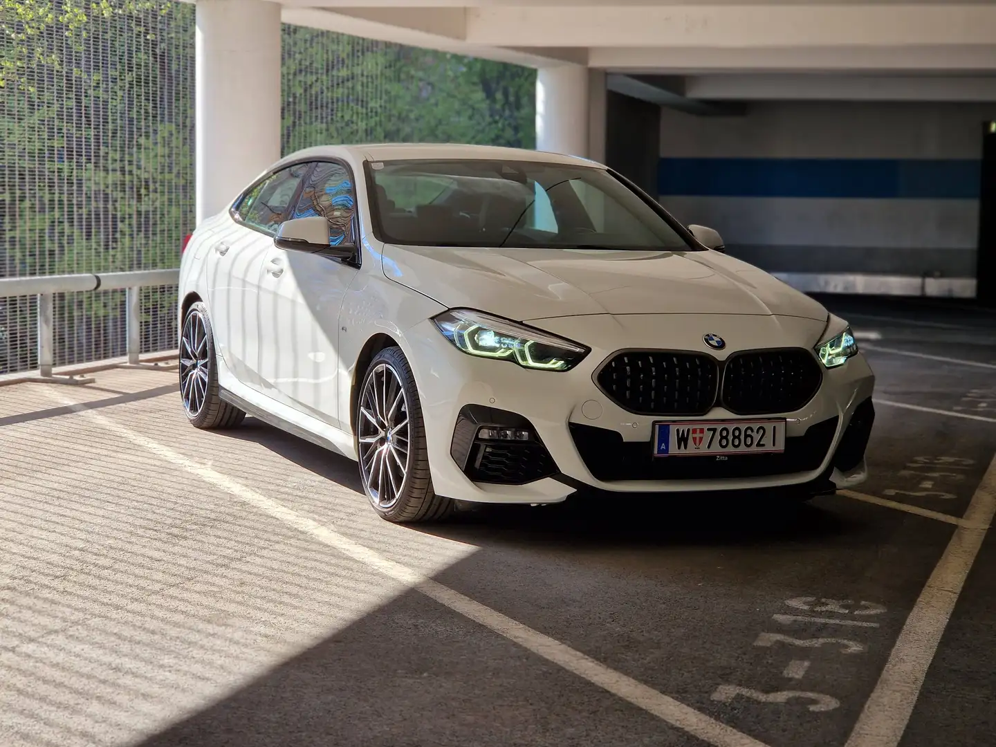 BMW 218 218i Gran Coupe Aut. Weiß - 2