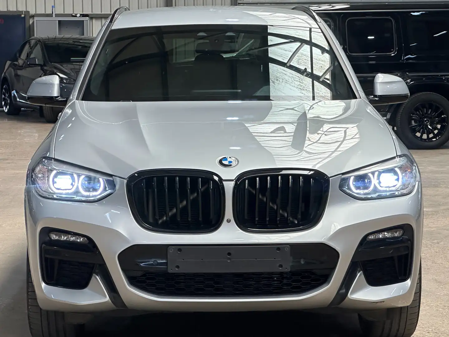 BMW X3 M M40 dAS Stříbrná - 2