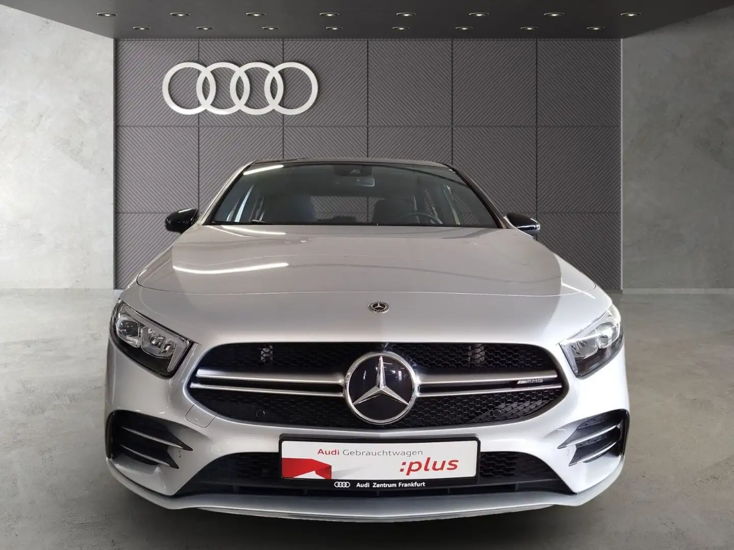 Mercedes-Benz A 35 AMG 4Matic LED KeylessGo Tempomat Panorama Silber - 2