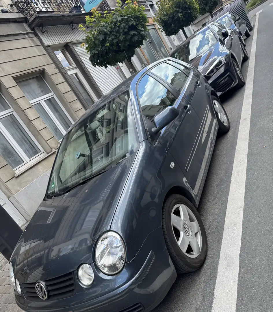 Volkswagen Polo 1.4 essence automatique Bleu - 1