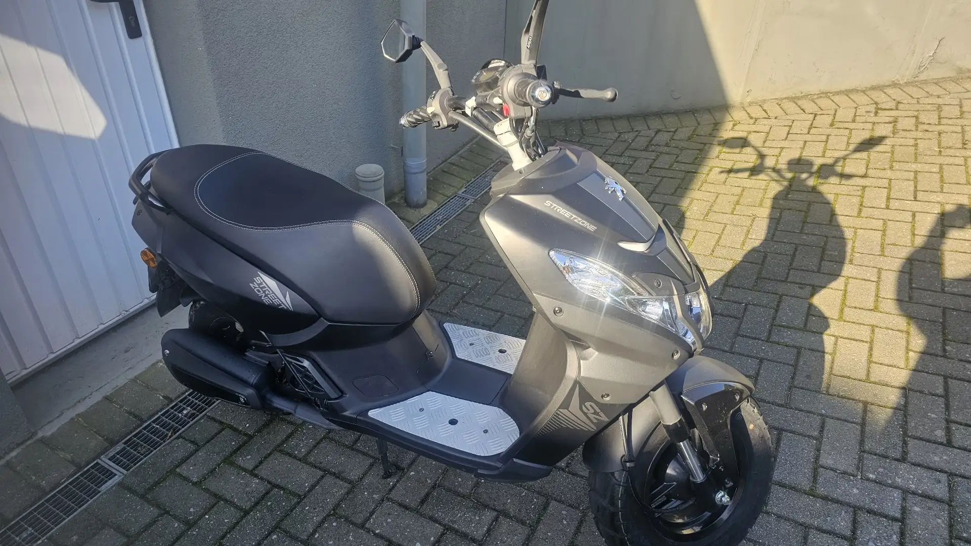 Peugeot Streetzone naked 50i Mad Black Black - 2