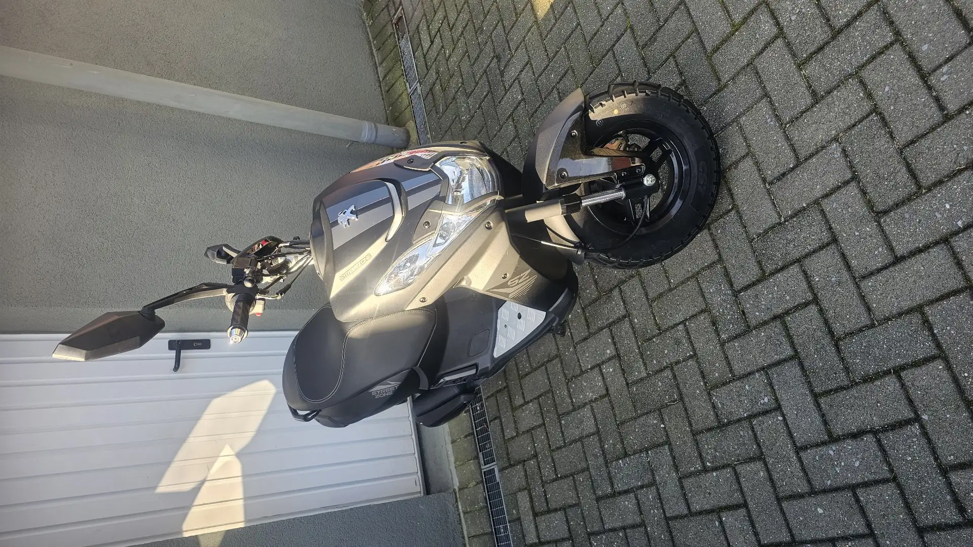 Peugeot Streetzone naked 50i Mad Black Black - 1