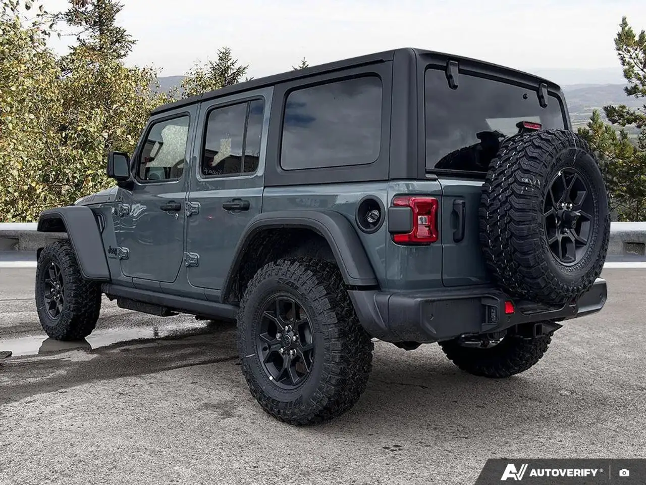 Jeep Wrangler снимка Jeep Wrangler