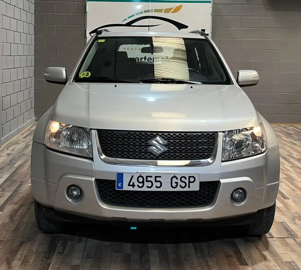 Suzuki Grand Vitara 1.9DDiS JLX-A Gris - 2