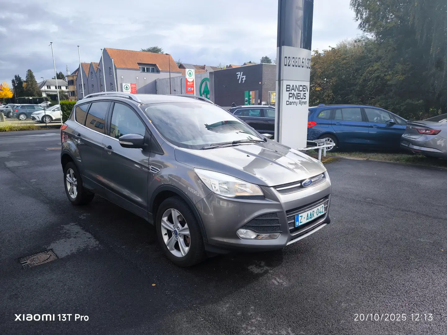 Ford Kuga Kuga 2.0 TDCi ECO 2WD Trend Grijs - 1
