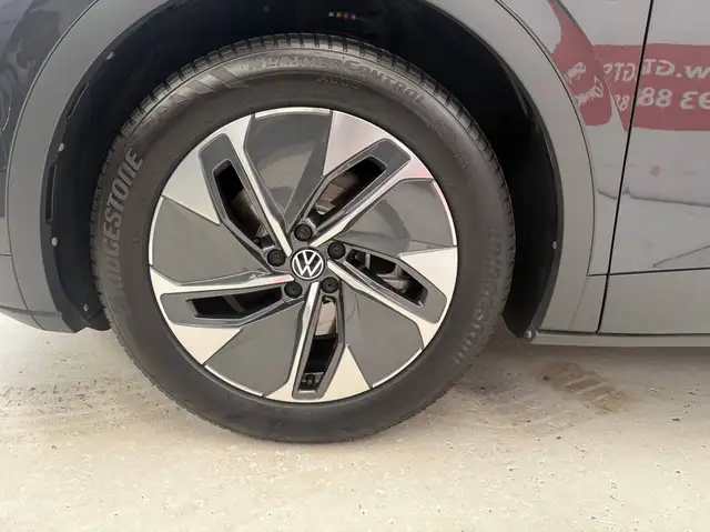 Volkswagen Id.4 view 13