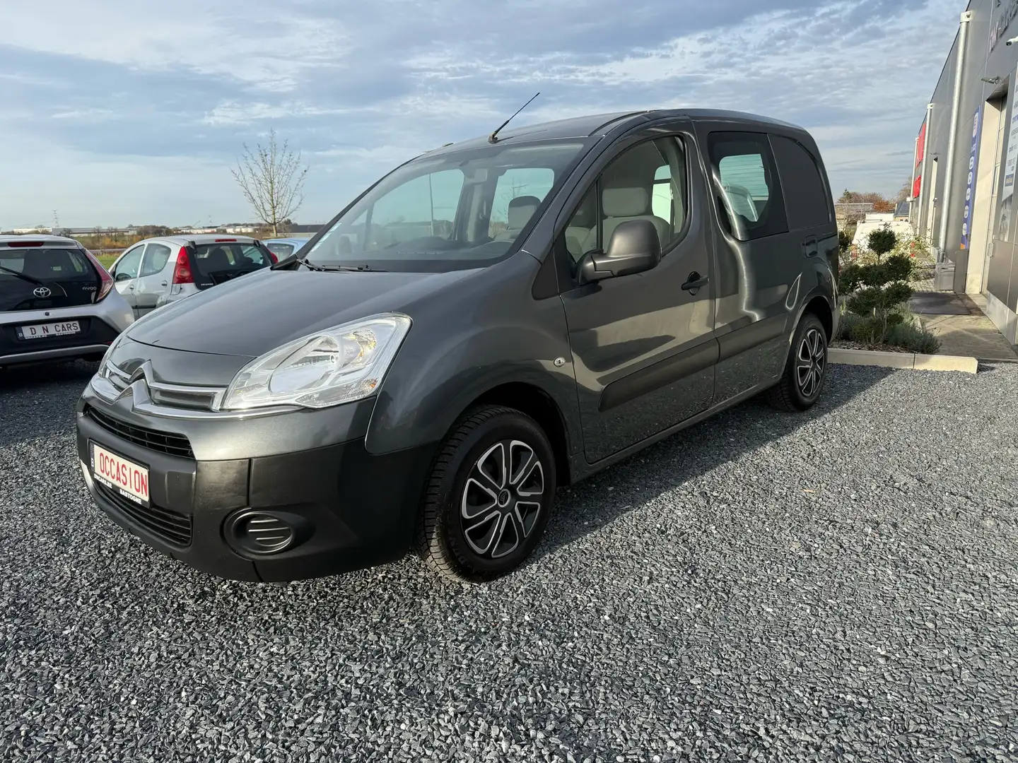 Citroen Berlingo 1.6 HDi Court/Kort Fresh Gris - 2