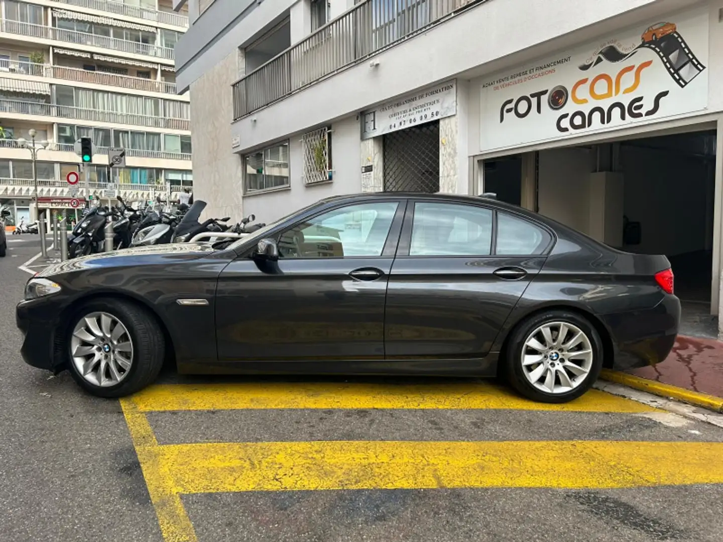 BMW 528 (F10) 528IA 258CH EXCLUSIVE Gris - 2