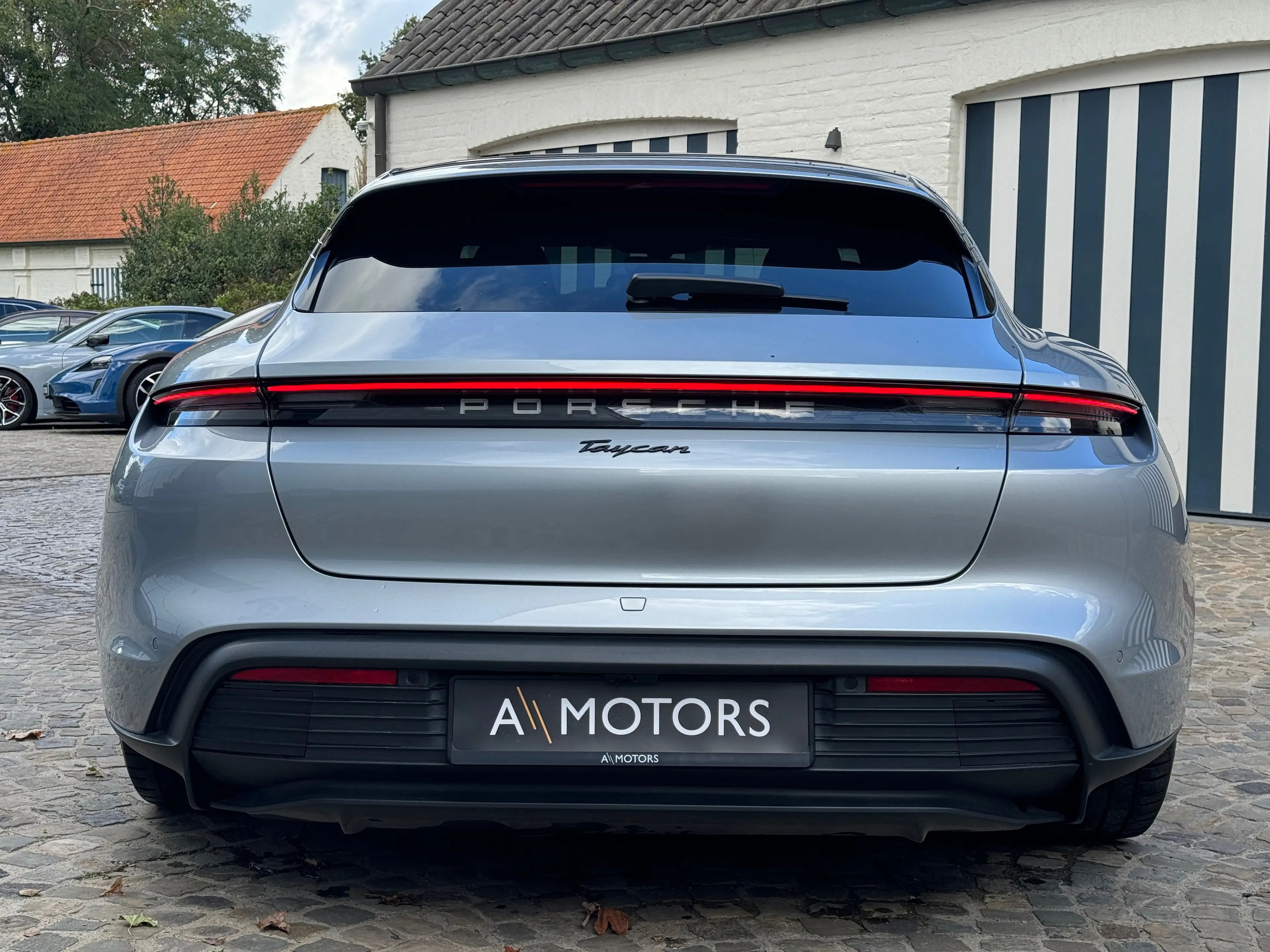 Porsche Taycan Sport Turismo 79.2 kWh — photo 4