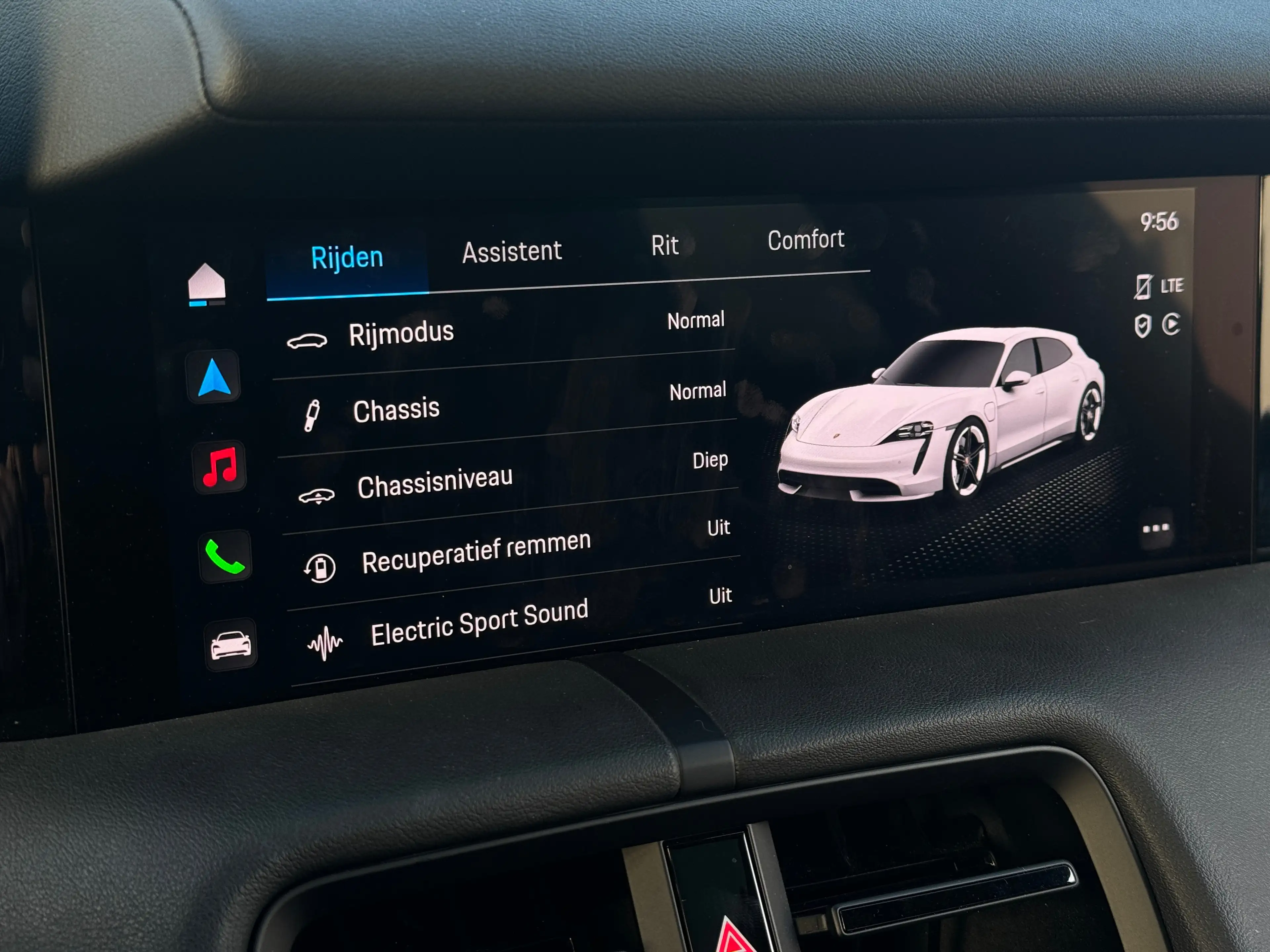 Porsche Taycan Sport Turismo 79.2 kWh — photo 10