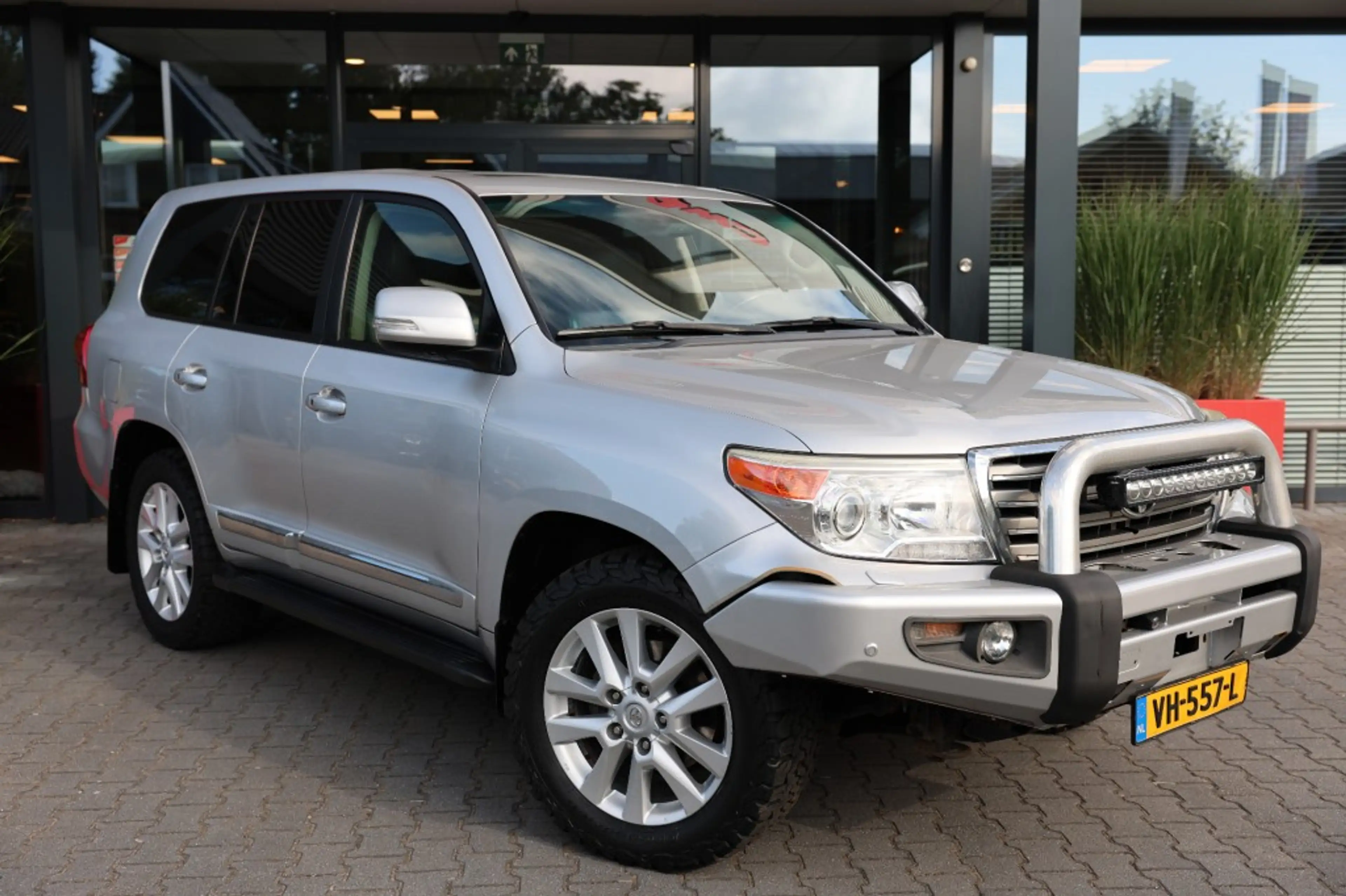 Toyota Land Cruiser 4.5 D-4D EXECUTIVE A/T VAN N1 MAG 9000 KG TREKKEN
