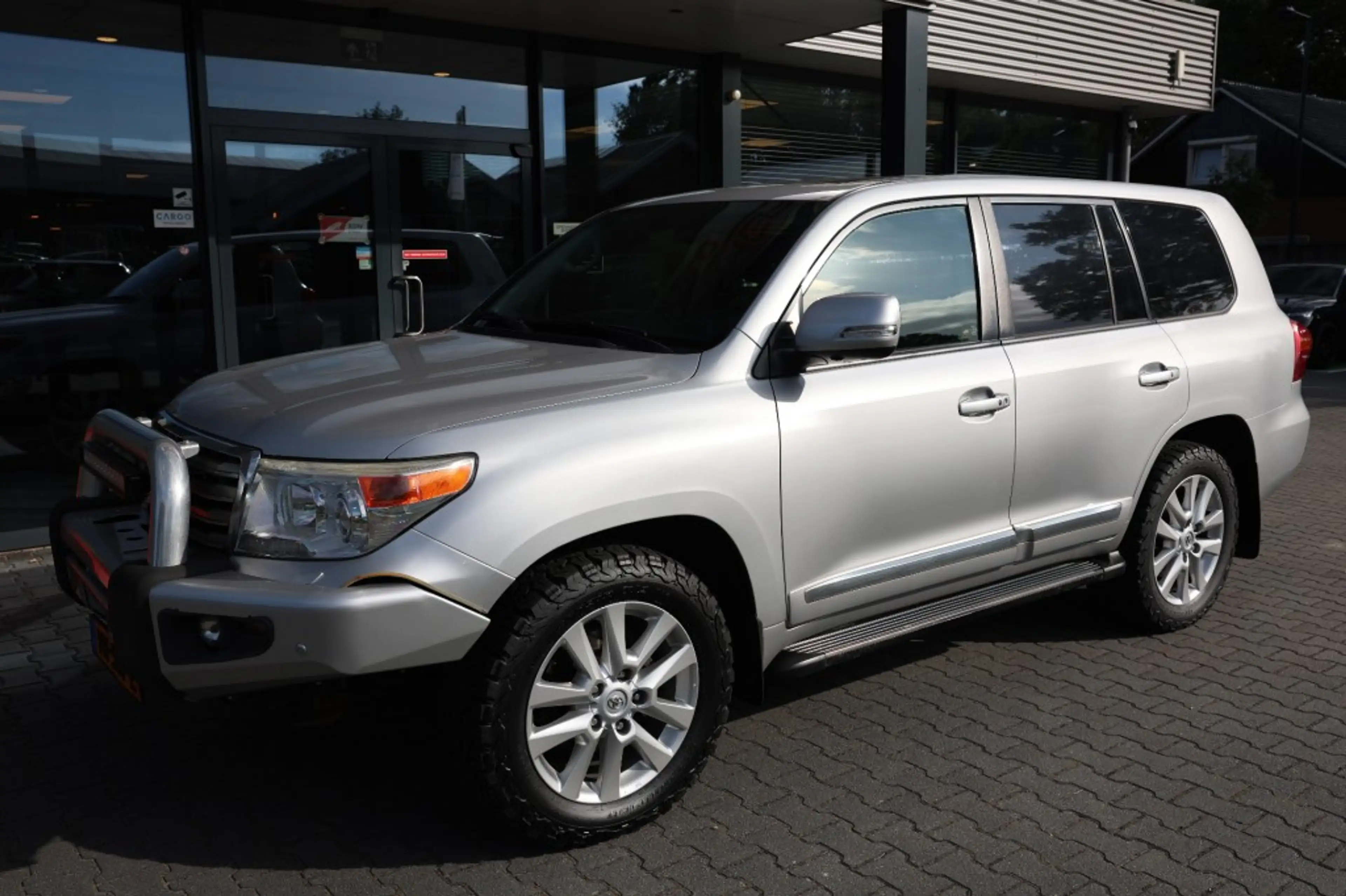 Toyota Land Cruiser 4.5 D-4D EXECUTIVE A/T VAN N1 MAG 9000 KG TREKKEN — photo 28